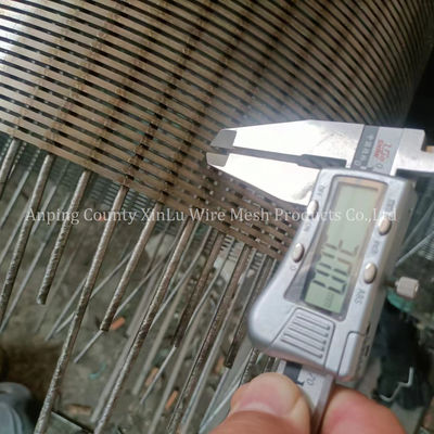 容器用連続スロットスクリーンパイプ 長さ2.9mまたは5.8m
